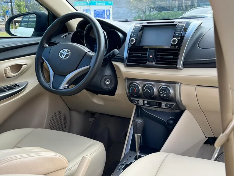 Toyota Yaris L 2014 1.5G Automatic dazzle version interior photo 14