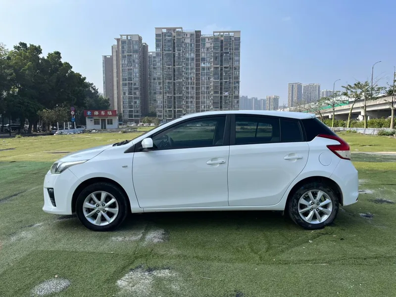 Toyota Yaris L 2014 1.5G Automatic dazzle version interior photo 18