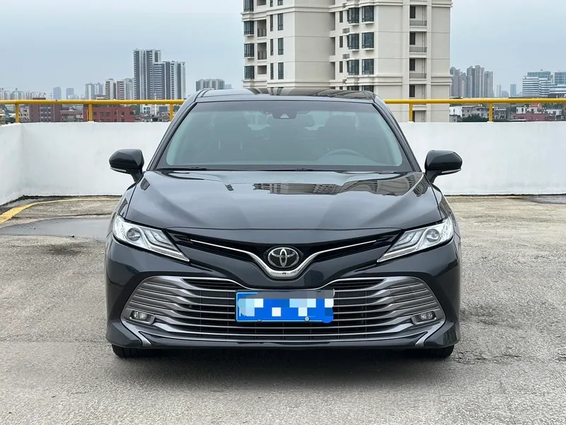 Toyota Camry 2019 Restyling 2.5G Luxury Edition exterior photo 2