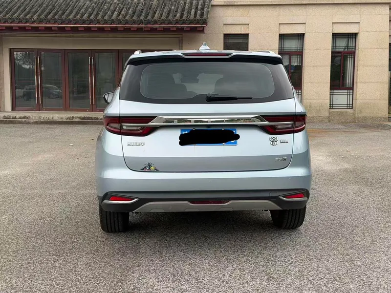 Geely Jiaji 2021 Zhiqing 1.5TD MHEV DCT Acabado premium exterior foto 5