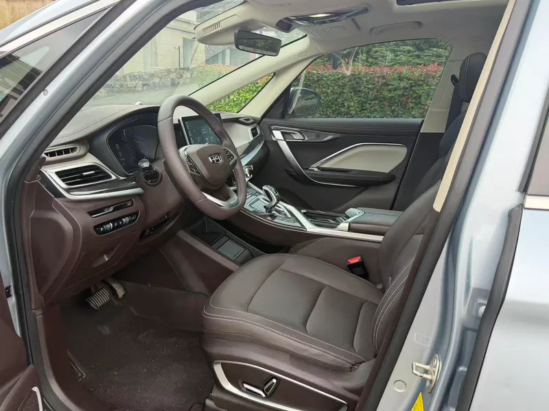 Geely Jiaji 2021 Zhiqing 1.5TD MHEV DCT Acabado premium exterior foto 7