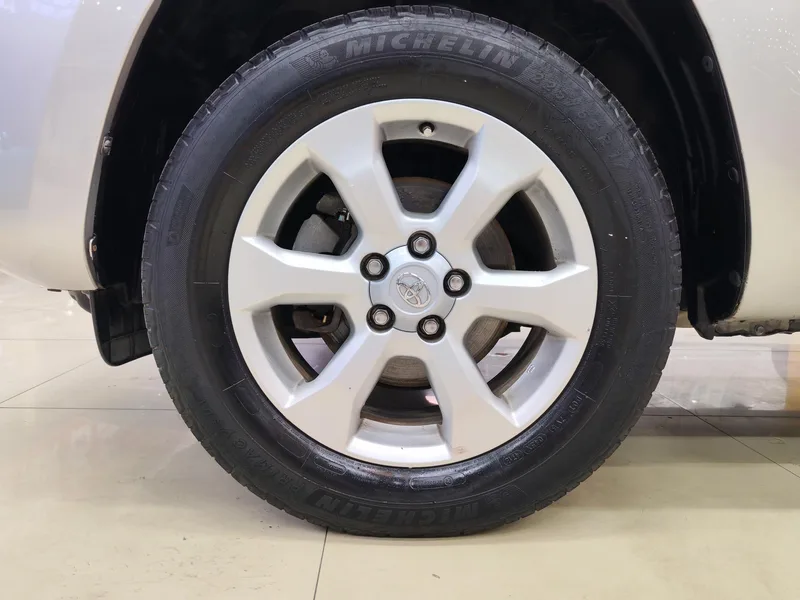 Toyota RAV4 2009 2.0L Version automatique de luxe extérieur photo 8