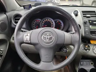 Toyota RAV4 2009 2.0L Version automatique de luxe intérieur photo 13