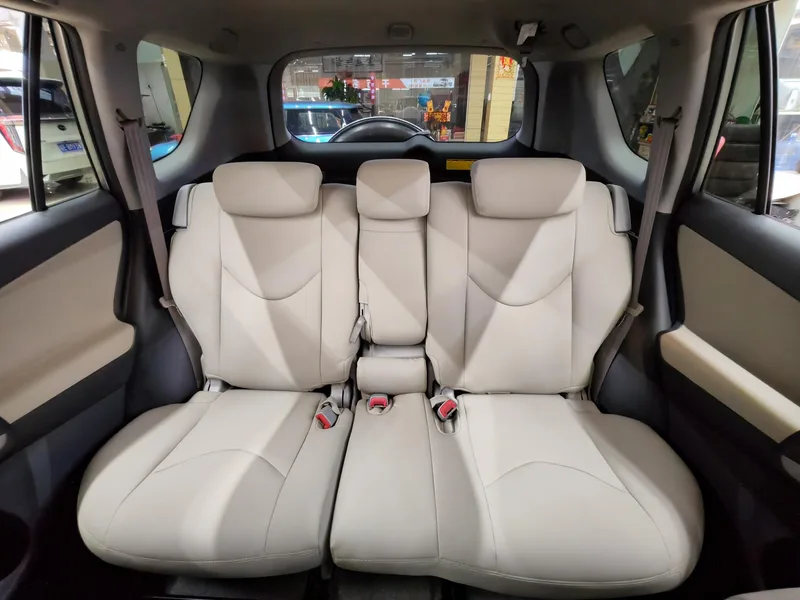 Toyota RAV4 2009 2.0L Version automatique de luxe intérieur photo 18