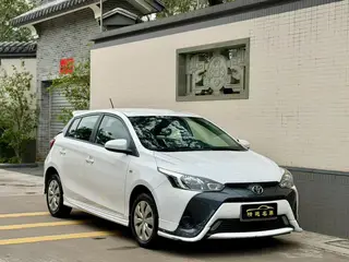 Toyota Yaris L 2017 1.5E CVT Jin Speed Upgrade exterior photo 3