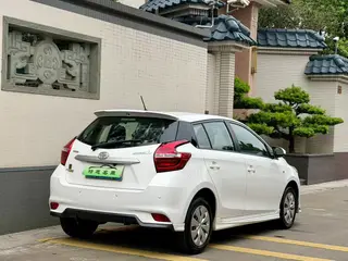 Toyota Yaris L 2017 1.5E CVT Jin Speed Upgrade interior photo 7