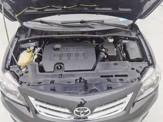 Toyota Corolla 2012 Version éblouissante 1.6L Automatique GL intérieur photo 19