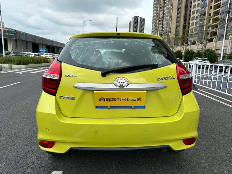 Toyota Yaris L 2016 Mise à jour 1.5E CVT Version de charme extérieur photo 5