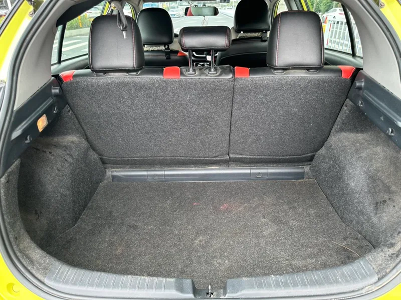 Toyota Yaris L 2016 Mise à jour 1.5E CVT Version de charme intérieur photo 11