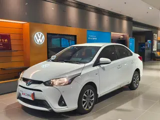 Toyota Yaris L Sedan 2017 1.5E CVT Versión encantadora