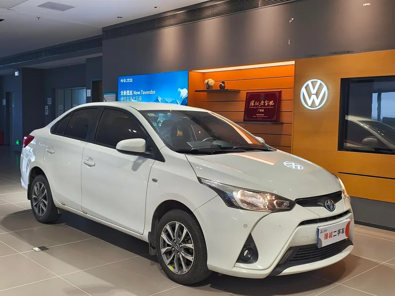 Toyota Yaris L Sedan 2017 1.5E CVT Version de charme extérieur photo 3