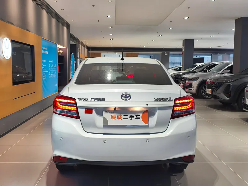 Toyota Yaris L Sedan 2017 1.5E CVT Version de charme extérieur photo 5