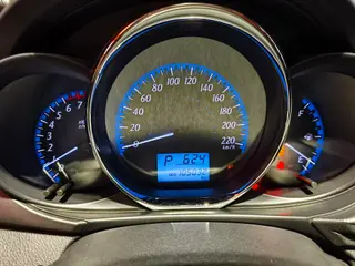 Toyota Yaris L Sedan 2017 1.5E CVT Version de charme intérieur photo 13
