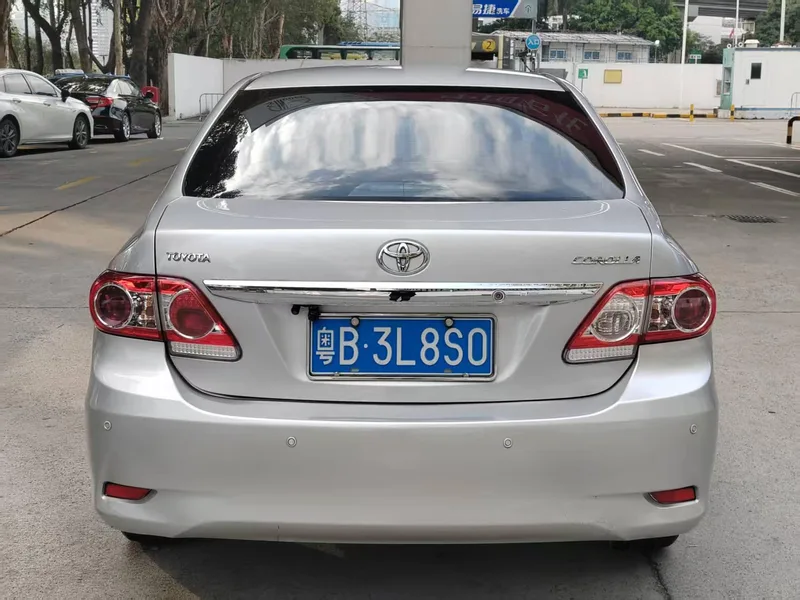 Toyota Corolla 2011 1.6L Automatic GL Skylight Edition exterior photo 5