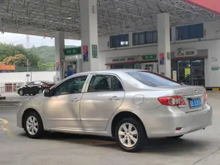 Toyota Corolla 2011 1.6L Automatic GL Skylight Edition exterior photo 6