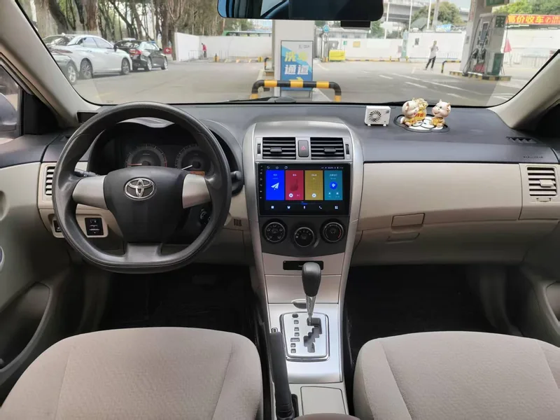 Toyota Corolla 2011 1.6L Automatic GL Skylight Edition interior photo 11