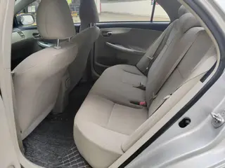 Toyota Corolla 2011 1.6L Automatic GL Skylight Edition interior photo 12