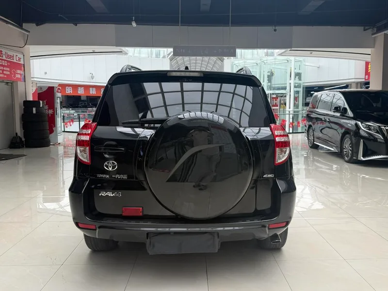 Toyota RAV4 2009 2.4L Automatic Luxury Edition exterior photo 6