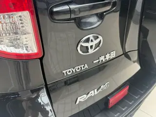 Toyota RAV4 2009 2.4L Automatic Luxury Edition exterior photo 9