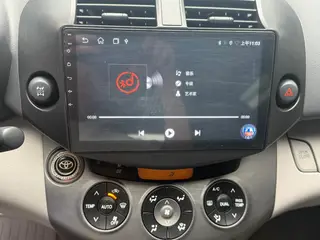 Toyota RAV4 2009 2.4L Automatic Luxury Edition interior photo 16