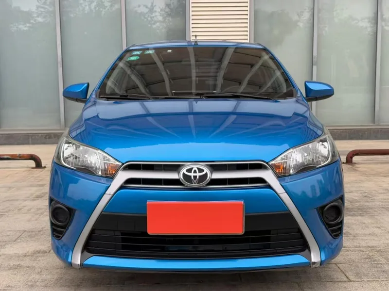 Toyota Yaris L 2015 1.5E Automatic charm version exterior photo 2