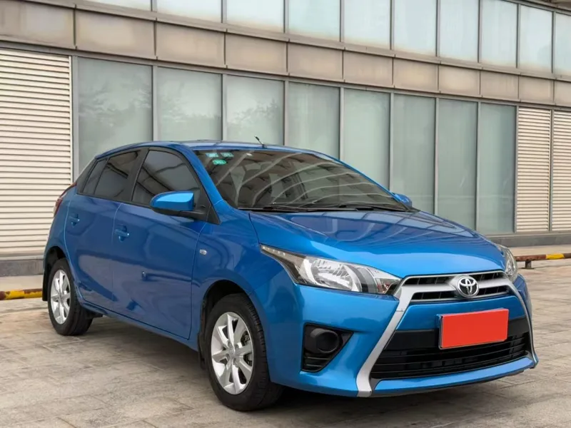 Toyota Yaris L 2015 1.5E Automatic charm version exterior photo 3