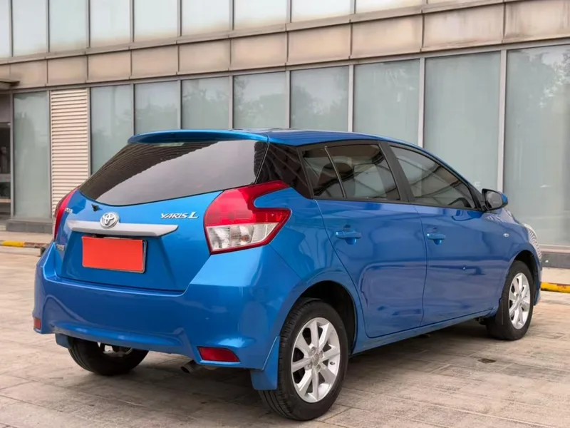 Toyota Yaris L 2015 1.5E Automatic charm version exterior photo 6