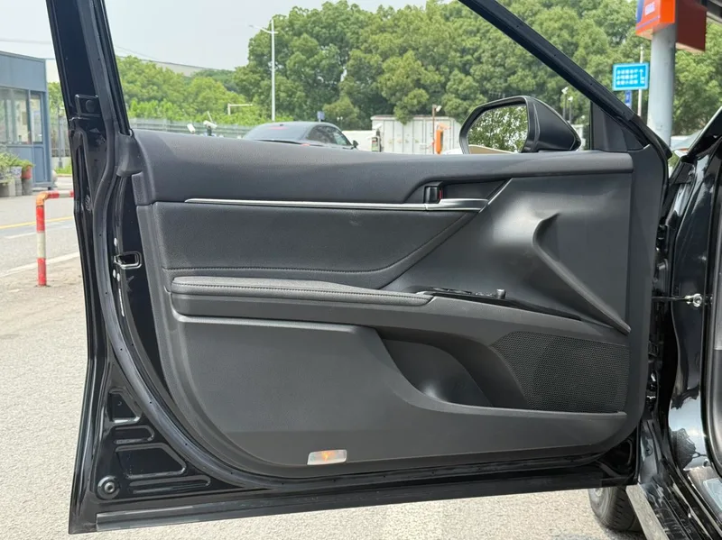 Toyota Camry 2021 2.5G Version de luxe intérieur photo 12