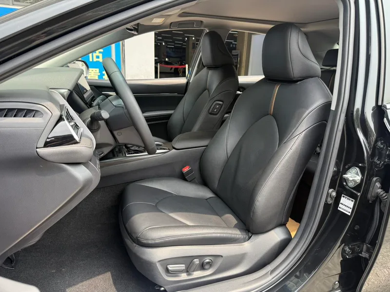 Toyota Camry 2021 2.5G Version de luxe intérieur photo 15