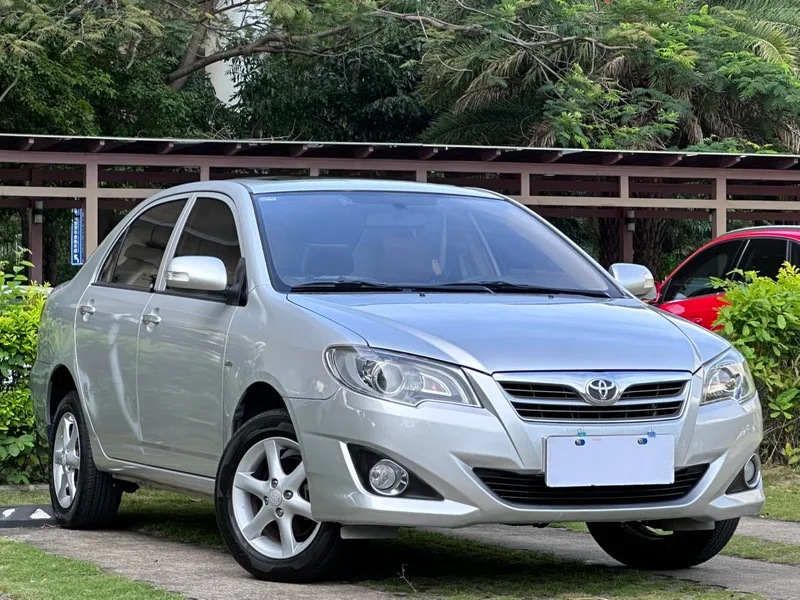 Toyota Corolla EX 2013 1.6L Edición de excelencia manual exterior foto 3
