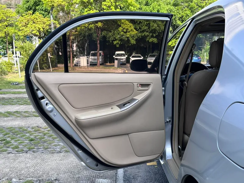 Toyota Corolla EX 2013 1.6L Edición de excelencia manual interior foto 14