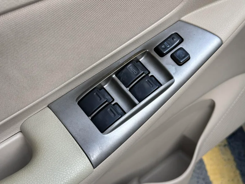 Toyota Corolla EX 2013 1.6L Edición de excelencia manual interior foto 16