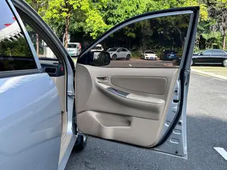 Toyota Corolla EX 2013 1.6L Edición de excelencia manual interior foto 18