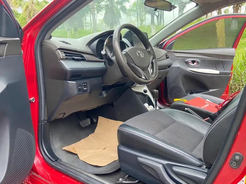Toyota Yaris L 2015 1.5G Auto-dazzle Sunroof Special Edition interior photo 7