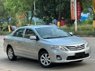 Toyota Corolla 2013 Edición especial 1.6L Automático a fresco GL exterior foto 3