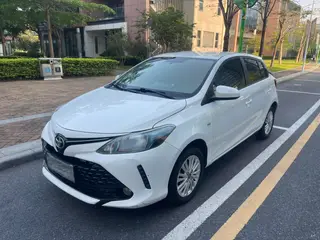 Toyota Vios FS 2017 1.5L CVT Versión Fengchi