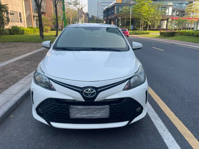 Toyota Vios FS 2017 1.5L CVT Version Fengchi extérieur photo 2