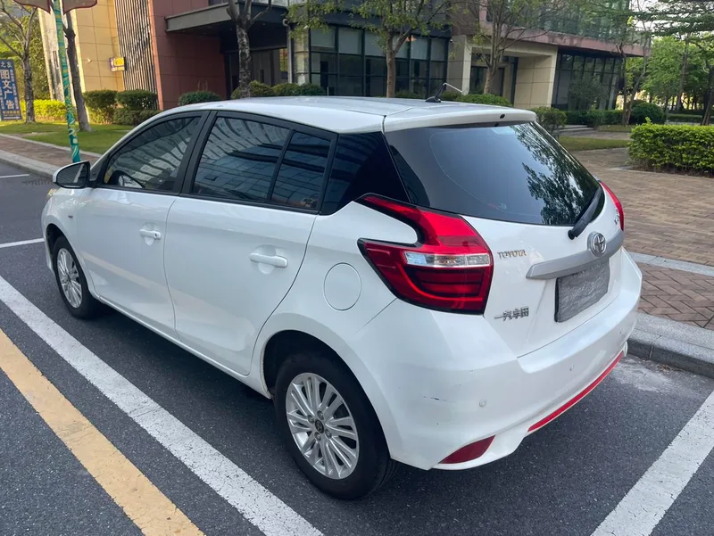 Toyota Vios FS 2017 1.5L CVT Version Fengchi extérieur photo 7