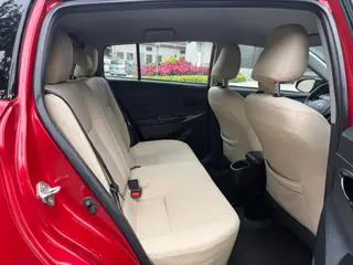 Toyota Yaris L 2016 Restyling 1.5E CVT Meilung Edition interior photo 13
