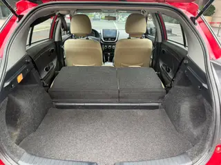 Toyota Yaris L 2016 Restyling 1.5E CVT Meilung Edition interior photo 16
