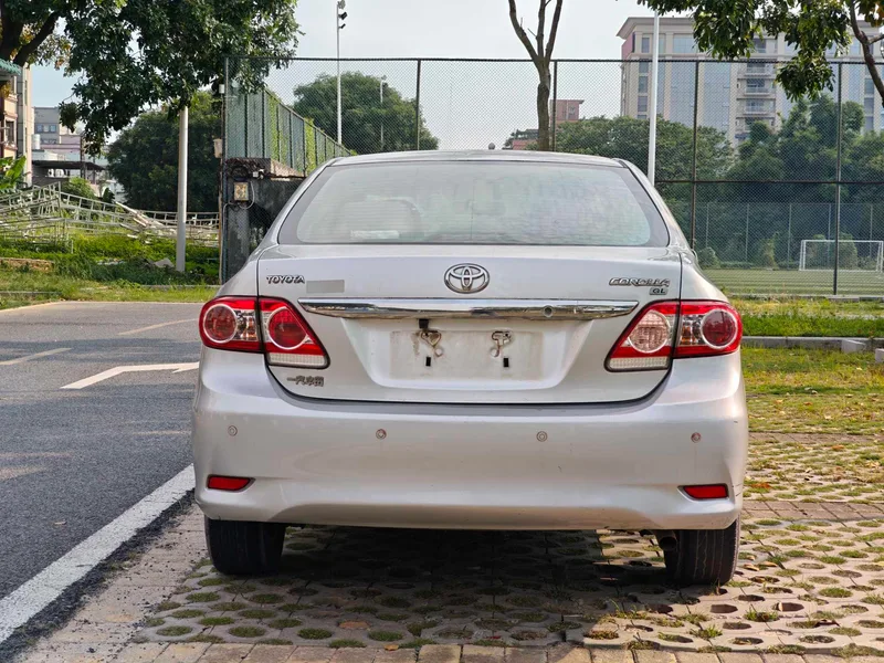 Toyota Corolla 2012 Version éblouissante 1.6L Automatique GL extérieur photo 7