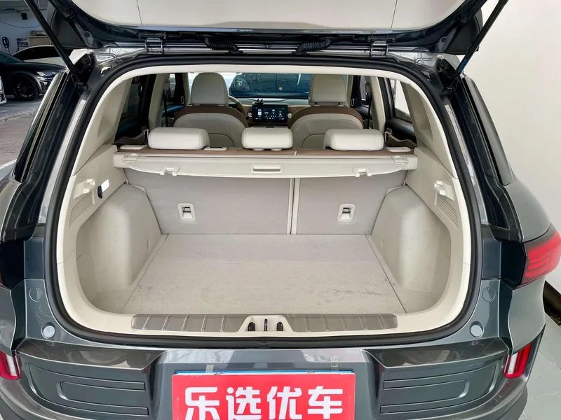 Geely ICON 2020 1.5TD DCT i9 BSG interior foto 18