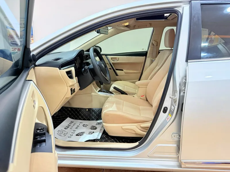 Toyota Corolla 2014 1.6L CVT GL-i intérieur photo 13