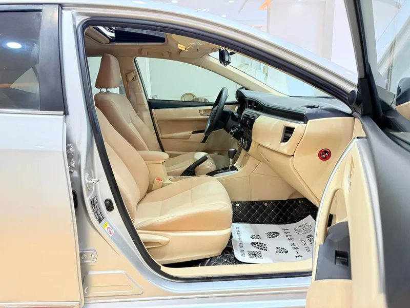 Toyota Corolla 2014 1.6L CVT GL-i intérieur photo 15
