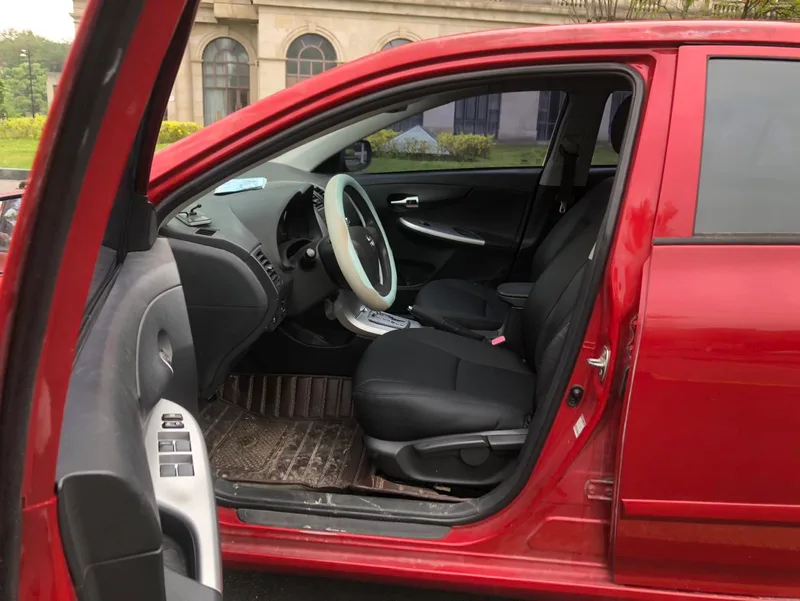 Toyota Corolla 2013 Special Edition 1.6L Auto to Cool GL interior photo 11
