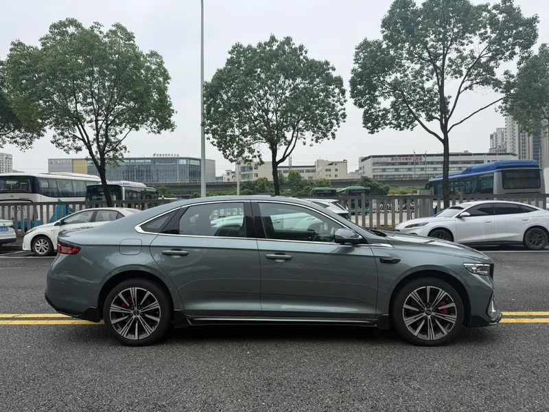 Geely Preface 2026 2.0T Восточный Яо Wangwang версия экстерьер фото 4