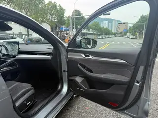 Geely Preface 2026 2.0T Восточный Яо Wangwang версия интерьер фото 17
