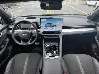 Geely Preface 2026 2.0T Восточный Яо Wangwang версия интерьер фото 20
