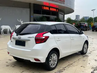 Toyota Vios FS 2017 1.5L CVT Versión Fengchi exterior foto 6