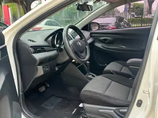 Toyota Vios FS 2017 1.5L CVT Versión Fengchi exterior foto 9